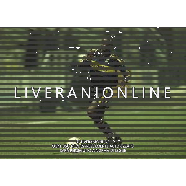 NEG COL-25-11-1999 PARMA SEDICESIMI DI FINALE DI COPPA UEFA PARMA-STURM GRAZ 2-1 NELLA FOTO LILIAN THURAM AG ALDO LIVERANI SAS