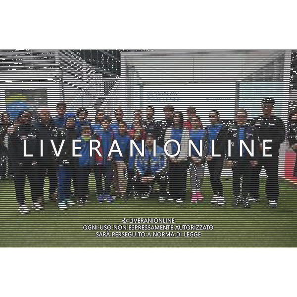 TVRG incontro Marcell Jacobs nella foto Marcell Jacobs Milano 10-12-2025 Il campipone olimpico Marcell Jacobs incontra e dialoga con alcuni studenti sotto il Palazzo della Regione, in piazza Città di Lombardia foto Roberto Garavaglia/Agenzia Aldo Liverani sas