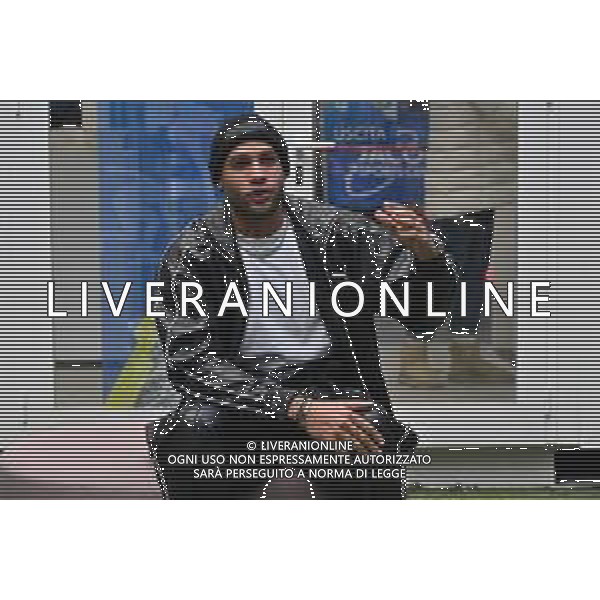 TVRG incontro Marcell Jacobs nella foto Marcell Jacobs Milano 10-12-2025 Il campipone olimpico Marcell Jacobs incontra e dialoga con alcuni studenti sotto il Palazzo della Regione, in piazza Città di Lombardia foto Roberto Garavaglia/Agenzia Aldo Liverani sas