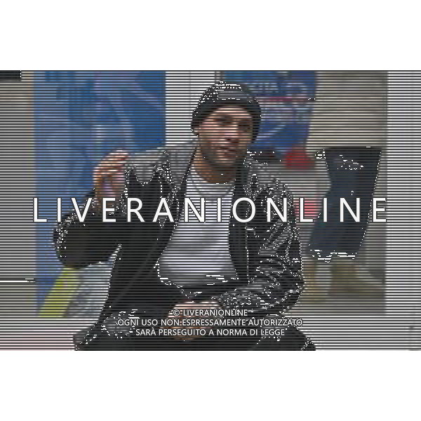 TVRG incontro Marcell Jacobs nella foto Marcell Jacobs Milano 10-12-2025 Il campipone olimpico Marcell Jacobs incontra e dialoga con alcuni studenti sotto il Palazzo della Regione, in piazza Città di Lombardia foto Roberto Garavaglia/Agenzia Aldo Liverani sas