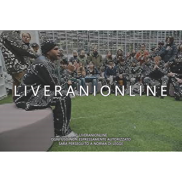 TVRG incontro Marcell Jacobs nella foto Marcell Jacobs Milano 10-12-2025 Il campipone olimpico Marcell Jacobs incontra e dialoga con alcuni studenti sotto il Palazzo della Regione, in piazza Città di Lombardia foto Roberto Garavaglia/Agenzia Aldo Liverani sas