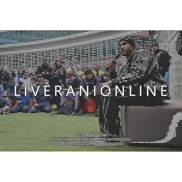 TVRG incontro Marcell Jacobs nella foto Marcell Jacobs Milano 10-12-2025 Il campipone olimpico Marcell Jacobs incontra e dialoga con alcuni studenti sotto il Palazzo della Regione, in piazza Città di Lombardia foto Roberto Garavaglia/Agenzia Aldo Liverani sas