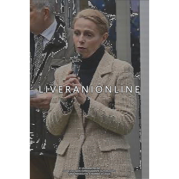 TVRG incontro Marcell Jacobs nella foto Federica Picchi Milano 10-12-2025 Il campipone olimpico Marcell Jacobs incontra e dialoga con alcuni studenti sotto il Palazzo della Regione, in piazza Città di Lombardia foto Roberto Garavaglia/Agenzia Aldo Liverani sas