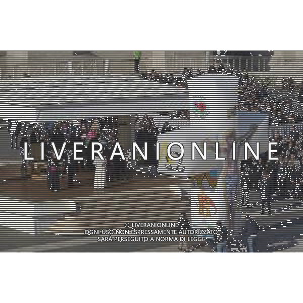 Roma 10 Dicembre 2025 Udienza Generale di Sua Santita’ Papa Leone XIV in Piazza San Pietro Nella foto: Papa Leo XIV Foto Credit: Andrea Bracaglia- AGENZIA ALDO LIVERANI SAS