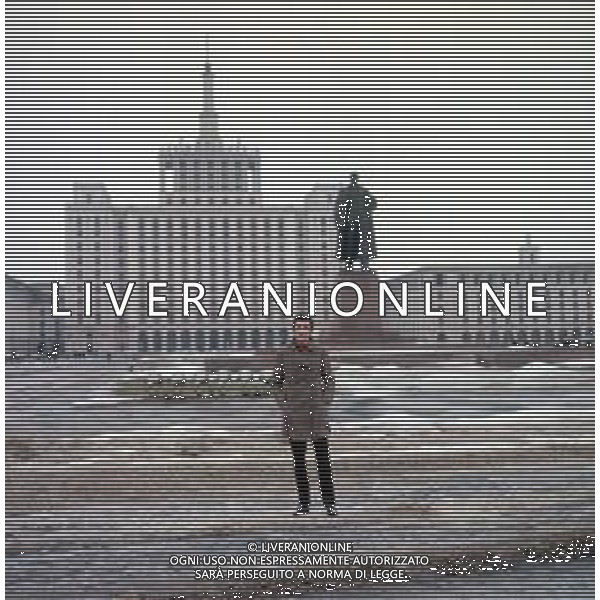 COL-RETROSPETTIVA MICHELE MAISANO CANTANTE NELLA FOTO MICHELE MAISANO AG ALDO LIVERANI SAS