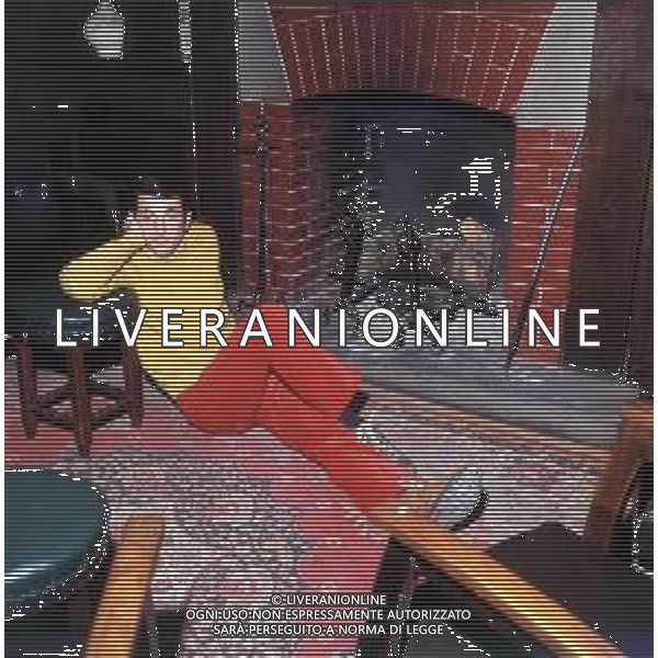 COL-RETROSPETTIVA MICHELE MAISANO CANTANTE NELLA FOTO MICHELE MAISANO AG ALDO LIVERANI SAS