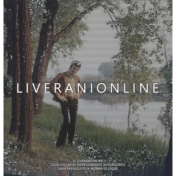 COL-RETROSPETTIVA MICHELE MAISANO CANTANTE NELLA FOTO MICHELE MAISANO AG ALDO LIVERANI SAS