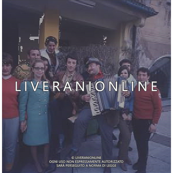 COL-RETROSPETTIVA MICHELE MAISANO CANTANTE NELLA FOTO MICHELE MAISANO AG ALDO LIVERANI SAS