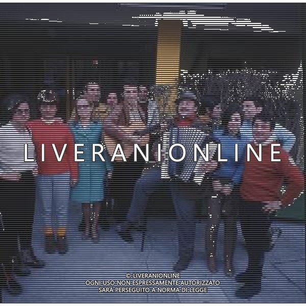 COL-RETROSPETTIVA MICHELE MAISANO CANTANTE NELLA FOTO MICHELE MAISANO AG ALDO LIVERANI SAS