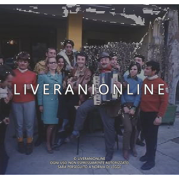 COL-RETROSPETTIVA MICHELE MAISANO CANTANTE NELLA FOTO MICHELE MAISANO AG ALDO LIVERANI SAS