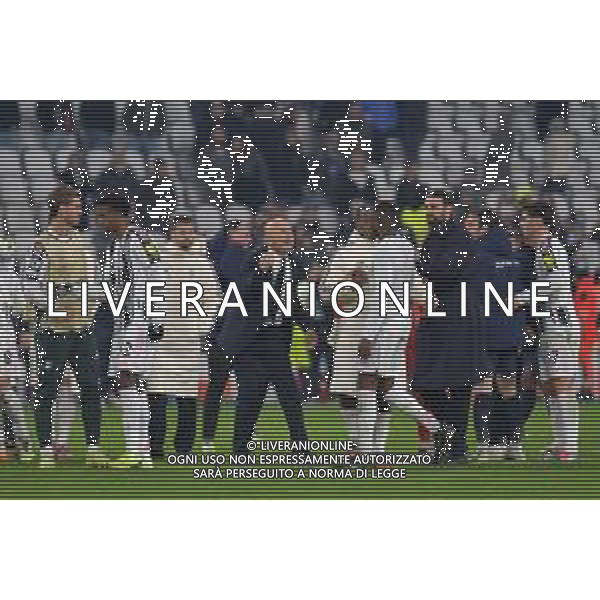 Torino 10.12.2025 Allianz Stadium © Manuela Viganti/Agenzia Aldo Liverani Juventus vs Pafos Uefa Champions League 2025/2026 6a giornata Nella foto: luciano spalletti festeggia con i giocatori a fine gara ©Viganti - AGENZIA ALDO LIVERANI SAS