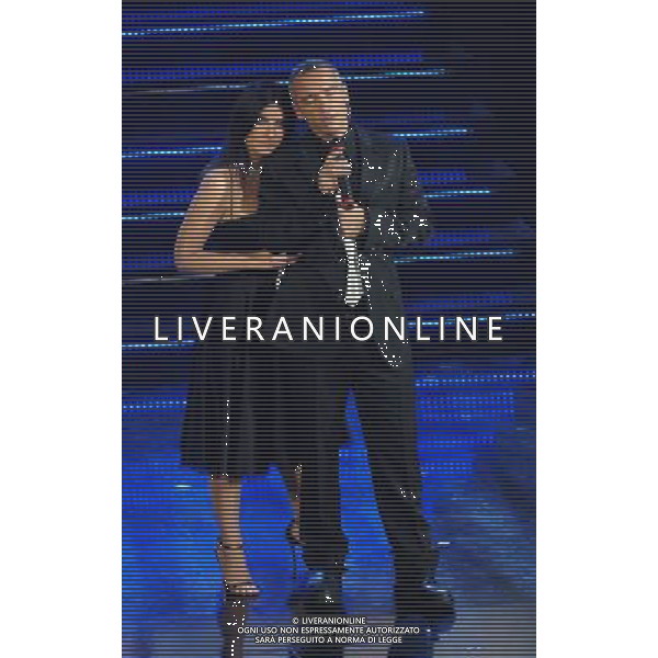 SANREMO 04/03/2006 56¡ Festival Della Canzone Italiana nella foto: Laura Pausini con Eros Ramazzotti foto Danilo Recalcati / AG.Aldo Liverani