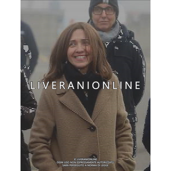 IMOLA 11 12 2025 piazzale antistante il Pronto Soccorso dell’Ospedale S. Maria della Scaletta (Imola). cerimonia di donazione della nuova ambulanza al territorio imolese da parte della Cooperativa Trasporti Imola.NELLA FOTO AGOSTINA AIMOLA DIRETTORE GENERALE AUSL IMOLA ©SANNA - AGENZIA ALDO LIVERANI SAS