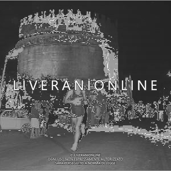 NEG-1960 OLIMPIADI DI ROMA-LA MARATONA FOTO SANDRO VESPASIANI-AG ALDO LIVERANI SAS