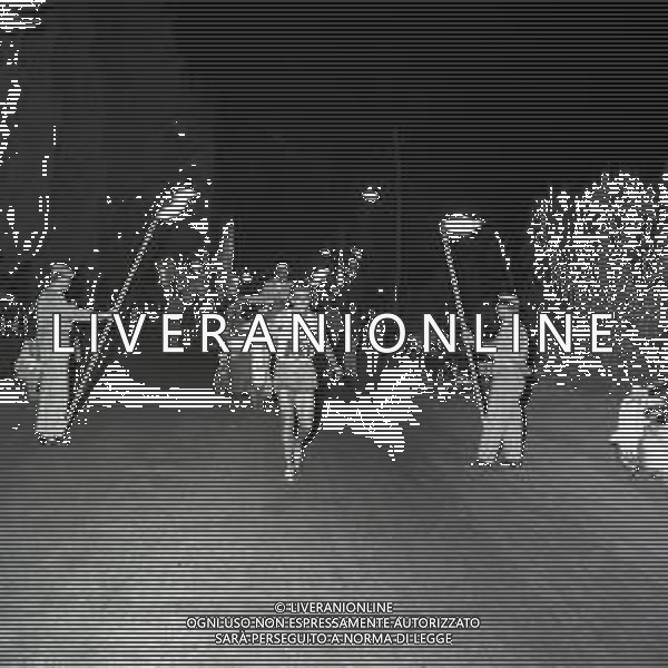 NEG-1960 OLIMPIADI DI ROMA-LA MARATONA FOTO SANDRO VESPASIANI-AG ALDO LIVERANI SAS