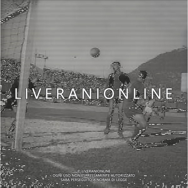 NEG-04-05-1958 COMO-CAMPIONATO DI CALCIO SERIE B COMO-SAMBENEDETTESE 1-1 NELLA FOTO AZIONI DI GIOCO AG ALDO LIVERANI SAS