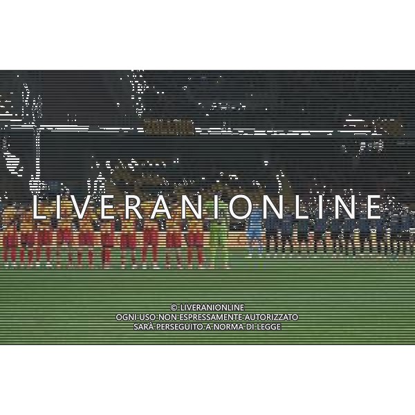 TVPG US Lecce vs Pisa Sporting Club nella foto le due squadre durante il minuto di raccoglimento, Lecce (ITA) 12-12 -2025 Stadio “E. Giardiniero” Via del Mare - Quindicesima Giornata Serie A EniLive 2025/26 ©TVPG Pasquale Golia - AGENZIA ALDO LIVERANI SAS