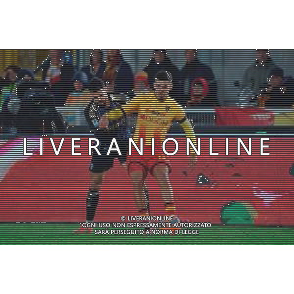 TVEM December 12, 2025 Lecce, Italy - US Lecce vs Pisa - Italian soccer serie A 2025/26 - Via Del Mare Stadium. In the pic: Danilo Veiga of US Lecce in action against Mehdi Leris of Pisa ©TVEM Emmanuele Mastrodonato - AGENZIA ALDO LIVERANI SAS