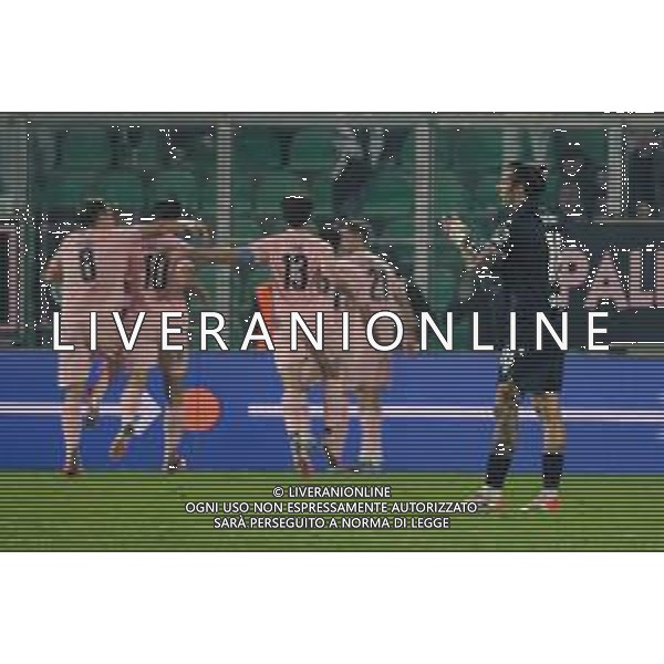 Palermo, Italia, 12 dicembre 2025. Stadio Renzo Barbera, Palermo vs Sampdoria, match valido per il campionato di Serie B 2025/2026. Nella foto: Lorenzo Venuti (Sampdoria) delusione ©TVFS Federico Serra - AGENZIA ALDO LIVERANI SAS