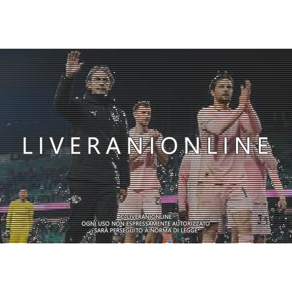 Palermo, Italy, 12 December 2025. Renzo Barbera Stadium, Palermo vs Sampdoria, match valid for the 2025/2026 Serie B championship. In the photo: Filippo Inzaghi (Palermo FC) and Bartosz Bereszynski (Palermo FC) ©TVFS Federico Serra - AGENZIA ALDO LIVERANI SAS