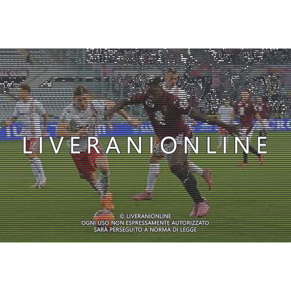 TVMV-Torino 13.12.2025 Stadio Grande Torino @Manuela Viganti/Ag. Aldo Liverani sas Torino vs Cremonese Campionato Calcio Serie A Enilive 2025/2026 15a giornata Nella foto: duvan zapata e federico baschirotto ©TVMV Viganti Manuela - AGENZIA ALDO LIVERANI SAS