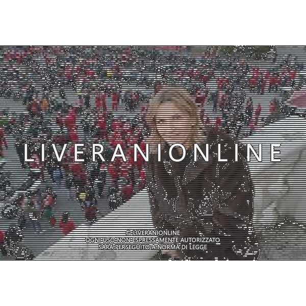 IMOLA 13 12 2025 PIAZZA MATTEOTTI Motobabbi: un evento unico, coinvolgente e solidale per celebrare il Natale NELLA FOTO ELENA PENAZZI ASSESSORE ALL\'AUTODROMO ENZO E DINO FERRARI ©SANNA - AGENZIA ALDO LIVERANI SAS