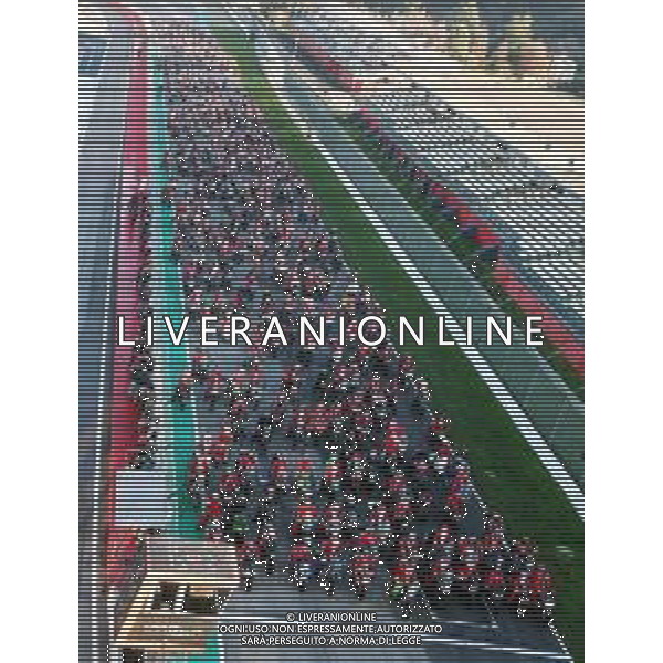 IMOLA 13 12 2025 AUTODROMO ENZO E DINO FERRARI Motobabbi: un evento unico, coinvolgente e solidale per celebrare il Natale NELLA FOTO PARTENZA DALL\'AUTODROMO ©SANNA - AGENZIA ALDO LIVERANI SAS