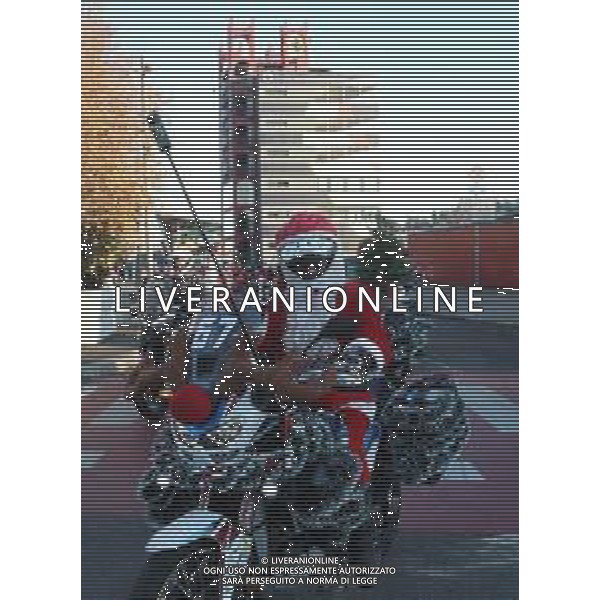 IMOLA 13 12 2025 AUTODROMO ENZO E DINO FERRARI Motobabbi: un evento unico, coinvolgente e solidale per celebrare il Natale NELLA FOTO USCITA DALL\'AUTODROMO ©SANNA - AGENZIA ALDO LIVERANI SAS