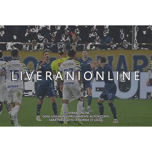 Parma vs Lazio Campionato Serie A Enilive - 15 Giornata Stadio Tardini - Parma 13-12-2025 nella foto arbitro Marchetti estrae il cartellino rosso per l’espulsione di mattia Zaccagni Foto Federico Gaetano - ag Aldo liverani ©Federico Gaetano - AGENZIA ALDO LIVERANI SAS