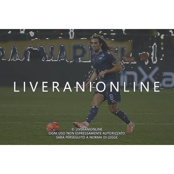 Mattéo Guendouzii of SS Lazio play the ball during Parma Calcio vs SS Lazio, 15° Serie A Enilive 2025-26 game at Ennio Tardini in Parma (PR), Italy, on Dicember 13, 2025. (Photo by Davide Casentini)- AGENZIA ALDO LIVERANI SAS