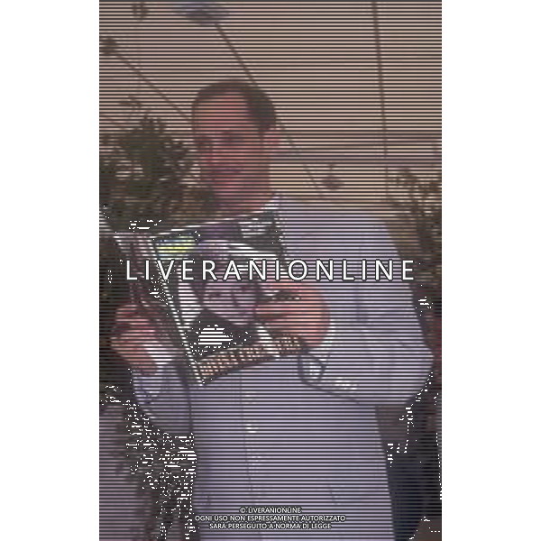 DIAP-RETROSPETTIVA JOHN WATERS REDISTA NELLA FOTO JOHN WATERS REGISTA DEL FILM “CRY BABY “ A CANNES NELL\'ANNO 1990 AG ALDO LIVERANI SAS