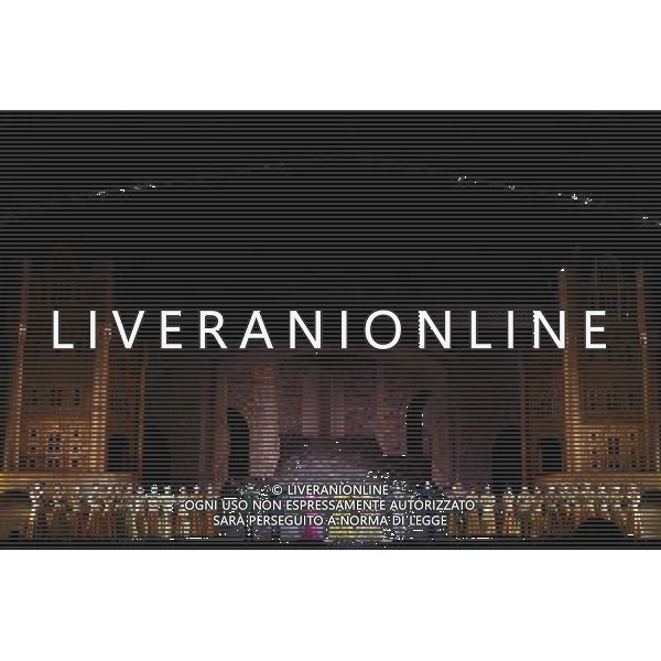 Roma 09/03/2006 - Spettacolo teatrale \' Dracula Opera Rock \' prodotto da David Zard con la regia di Alfredo Arias e le musiche della PFM. Protagonisti Vittorio Matteucci ( dracula ), Sabrina De Siena ( Mina Murray ), Fabio Privitera ( reinfield