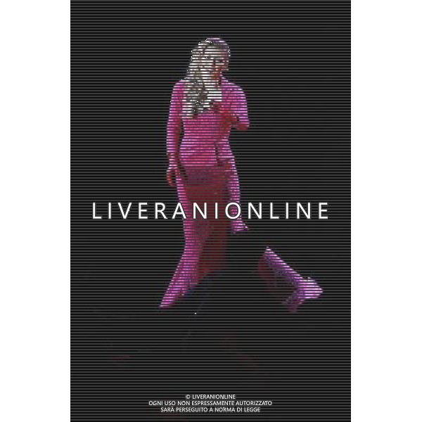 Roma 09/03/2006 - Spettacolo teatrale \' Dracula Opera Rock \' prodotto da David Zard con la regia di Alfredo Arias e le musiche della PFM. Protagonisti Vittorio Matteucci ( dracula ), Sabrina De Siena ( Mina Murray ), Fabio Privitera ( reinfield