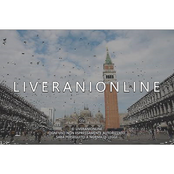 ARCHIVIO ALDO LIVERANI S A S NELLA FOTO PIAZZA SAN MARCO A VENEZIA AGENZIA ALDO LIVERANI 