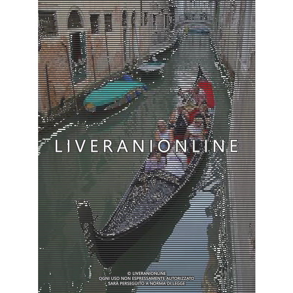 ARCHIVIO ALDO LIVERANI NELLA FOTO GONDOLIERI A VENEZIA AGENZIA ALDO LIVERANI