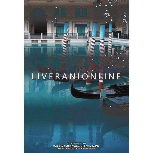 ARCHIVIO ALDO LIVERANI NELLA FOTO GONDOLIERI A VENEZIA AGENZIA ALDO LIVERANI