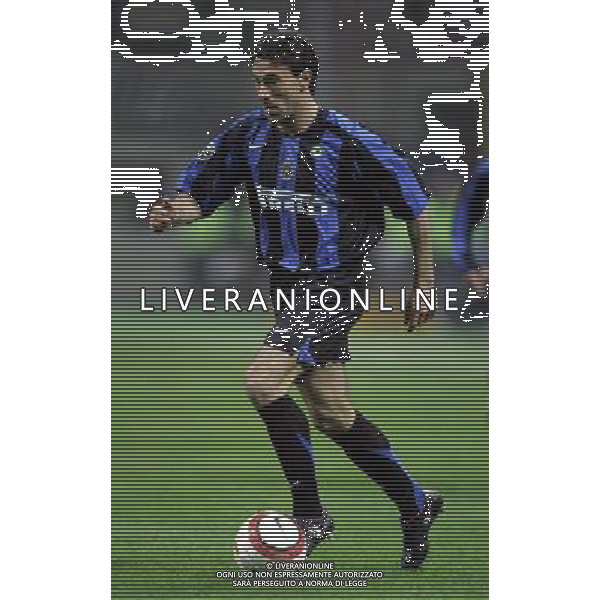 Milano 22-03-2006 coppa italia tim cup 2005/06 inter-udinese 1:0 nella foto kily gonzalez cristian ph marco luzzani/ag aldo liverani s.a.s.