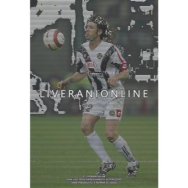 Milano 22-03-2006 coppa italia tim cup 2005/06 inter-udinese 1:0 nella foto candela vincent ph marco luzzani/ag aldo liverani s.a.s.
