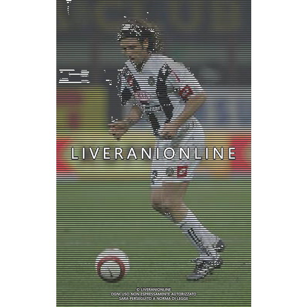 Milano 22-03-2006 coppa italia tim cup 2005/06 inter-udinese 1:0 nella foto candela vincent ph marco luzzani/ag aldo liverani s.a.s.