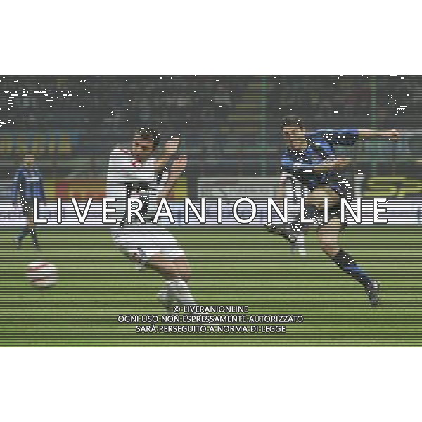 Milano 22-03-2006 coppa italia tim cup 2005/06 inter-udinese 1:0 nella foto occasione kily gonzalez ph marco luzzani/ag aldo liverani s.a.s.