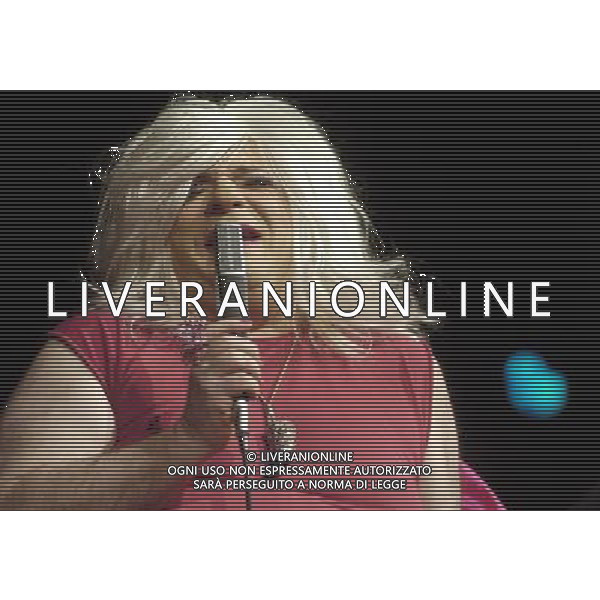 MILANO 23-3-06 TEATRO SMERALDO PRESENTAZIONE DI PLATINETTE \'TUTTO SU DIME\' NELLA FOTO: PLATINETTE PH: CAPRA/LIVERANI