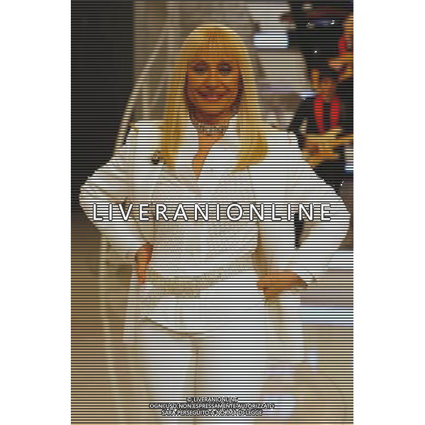 Roma 25/03/2006 - Trasmissione televisiva \' Amore \' condotta da Raffaella Carra\' in onda alle 21.00 su Raiuno. Nella foto: Raffaella Carra\' ph TvPhoto/Ag. Aldo liverani
