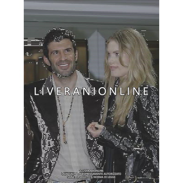 Milano 01/04/2006 serie a tim 2005/06 inter-messina nella foto luis figo con la moglie Helen Svedin ph marco luzzani/ag aldo liverani s.a.s.