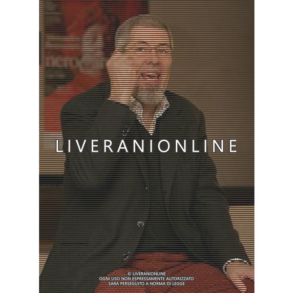 MILANO 3 APRILE 2006 PRESENTAZIONE DELLO SPETTACOLO \'NERO CARDINALE\' NELLA FOTO: ALESSANDRO BENVENUTI PH FRANKY/AG LIVERANI