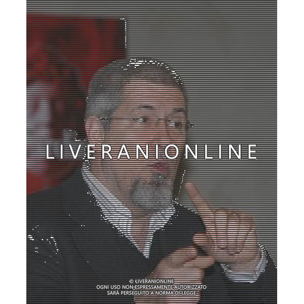MILANO 3 APRILE 2006 PRESENTAZIONE DELLO SPETTACOLO \'NERO CARDINALE\' NELLA FOTO: ALESSANDRO BENVENUTI PH FRANKY/AG LIVERANI