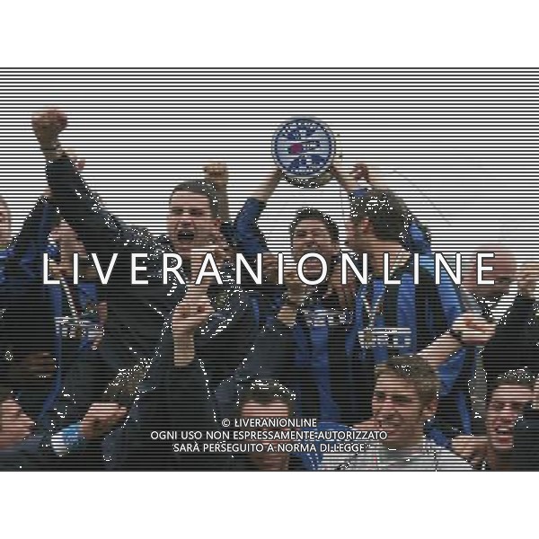 Inter - Milan finale coppa Italia tim cup primavera 05/04/2006 nella foto la premiazionedell\'Inter vincitrice della coppa ph andry/ag. aldo liverani