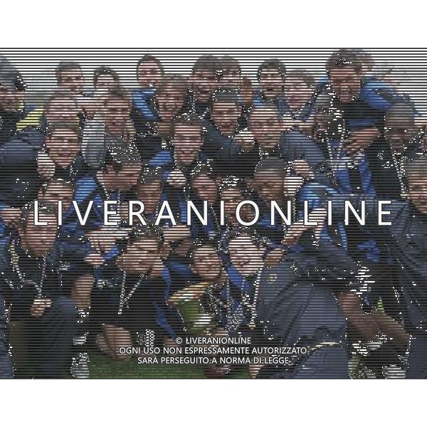 Inter - Milan finale coppa Italia tim cup primavera 05/04/2006 nella foto la premiazionedell\'Inter vincitrice della coppa ph andry/ag. aldo liverani