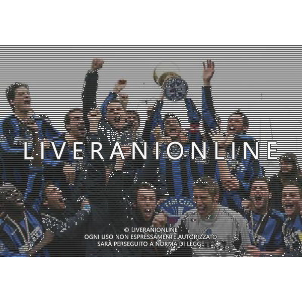 Inter - Milan finale coppa Italia tim cup primavera 05/04/2006 nella foto la premiazionedell\'Inter vincitrice della coppa ph andry/ag. aldo liverani
