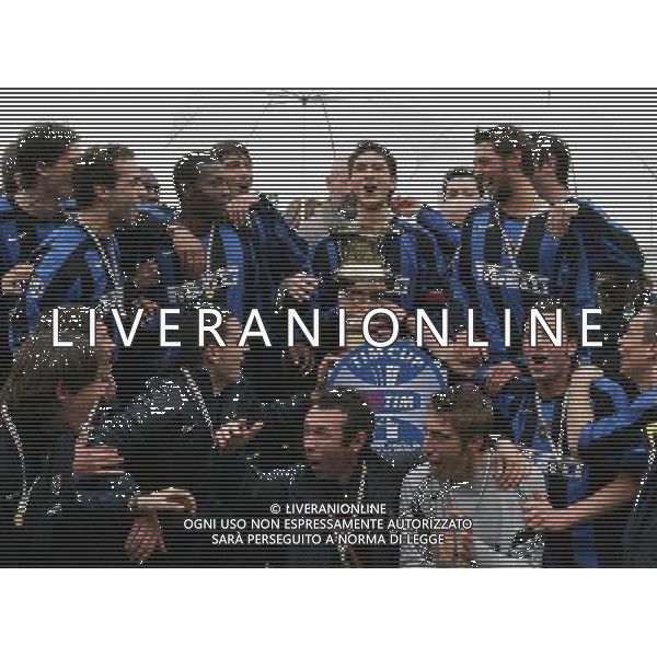 Inter - Milan finale coppa Italia tim cup primavera 05/04/2006 nella foto la premiazionedell\'Inter vincitrice della coppa ph andry/ag. aldo liverani
