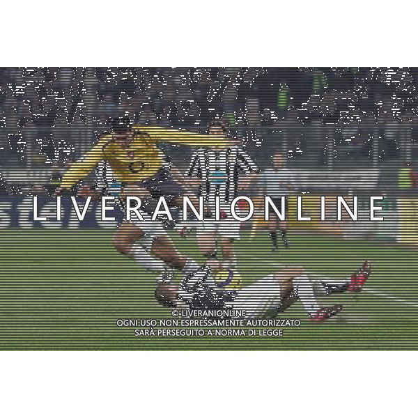 Juventus - Arsenal Champions League 05/04/2006 nella foto azione Picture by Marcello Pozzetti ©IPS Photo Agency /Ag. Aldo liverani ONLY ITALY - NO ABROAD 